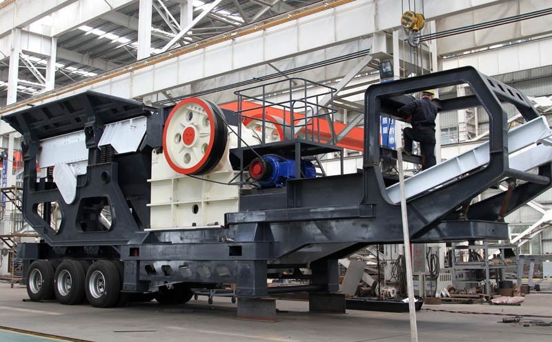 輪式移動(dòng)破碎設(shè)備