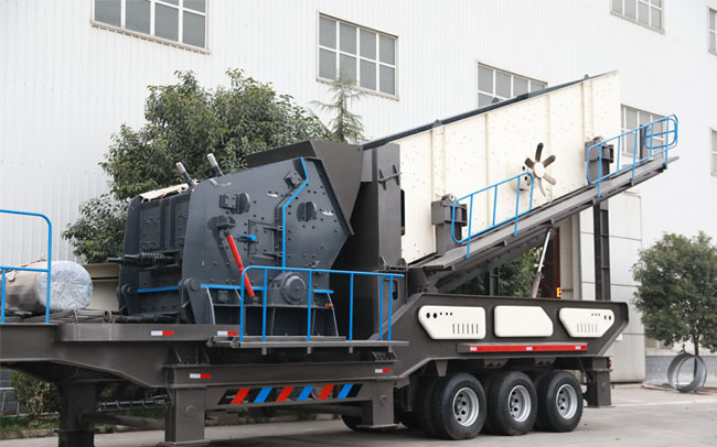 反擊式移動(dòng)破碎站